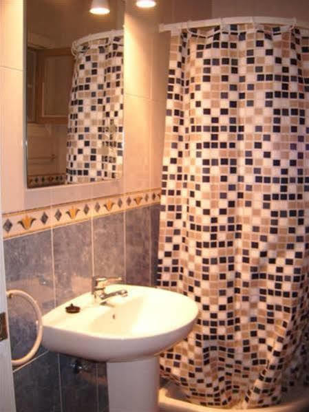 Hostal Villa Mercedes Chipiona Exterior photo